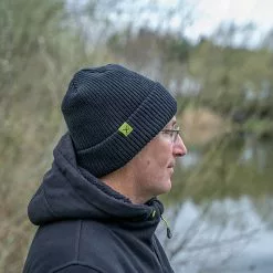 Matrix Thinsulate Beanie Hat Black -Roofvis groot warenhuis c321e859cf9148d38176fa0bd1a819a8